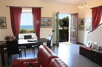 Bouganville B&B Cefalù 3*,  Itália